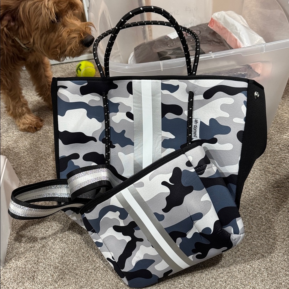 NWT ah•dorned Stylish Camouflage Tote and Pouch Set
